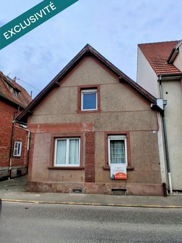 Ensemble quatre appartements + parking à rénover