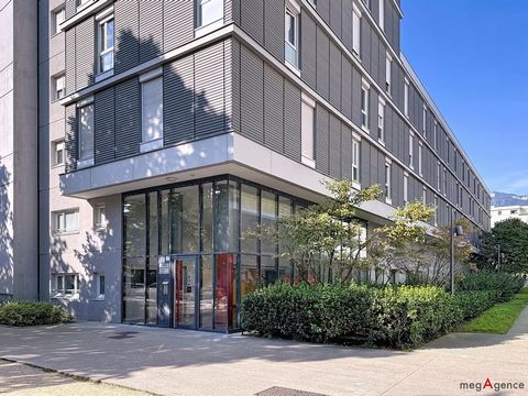 Studio 24 m² dans résidence sécurisée avec parking